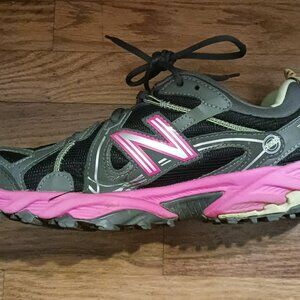 New Balance Womens 573 WE573BP Gray Running Shoes Sneakers Size11